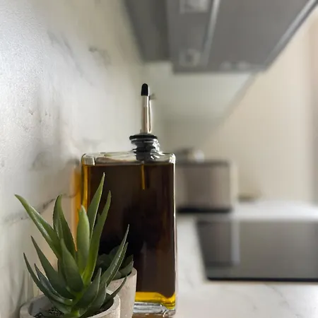 Super Carre D'or-2 People-nice