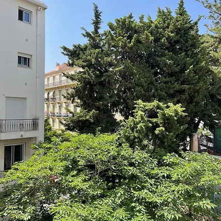 Super Carre D'or-2 People-nice